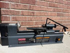 351.217080 Craftsman Model Mini 8-in Variable Speed Wood Lathe- Runs Great