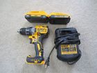 Dcd791-dcb 203 230 Dewalt Pc Tool Combo Xr Brushless Chg