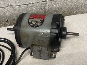 62-610 Delta Milwaukee Vintage 1/2 Hp Rockwell Motor Dual Shaft Saw Lathe Drill