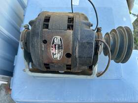 103.23070 Packard Sm120l24 Motor And Mounting Bracket From 9 Inch Sears Craftsman Wood Lathe