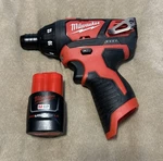 Milwaukee 2401-20 M12 Lithium-ion Cordless Screwdriver & 1.5 Ah Battery. Fixed Price $50.00.