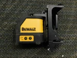 Dewalt DW087 Self Leveling Laser Cross Line - Tested/working. Fixed Price $60.00.