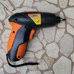 Armor All Cordless Screwdriver 4.8V Led Light Battery Indicator Charger Set. Fixed Price $15.50.