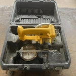 Dewalt DW936 Trim Saw With Case. Fixed Price $40.00.