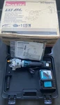 New Makita XCS02T1 Cordless Steel Rod Cutter With 5AH Battery. Fixed Price $652.50.
