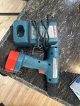 Makita 6211D Cordless 3/8 Dr. 12 Volt Drill With Battery, Charger Tested!! E4. Fixed Price $30.00.